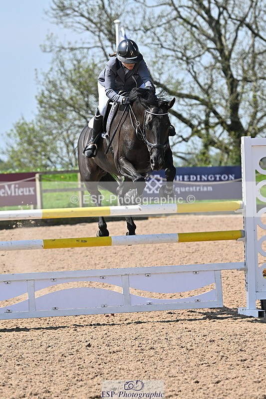 240509A-111756-01101 - Cls 9 Snr 1.20m Open