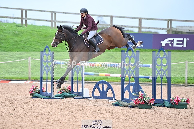 231013A-150730-02914 - Cls 9 Foxhunter & 1.20m Open