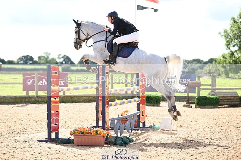 240913A-132019-04525 - Cls 15 Snr Foxhunter