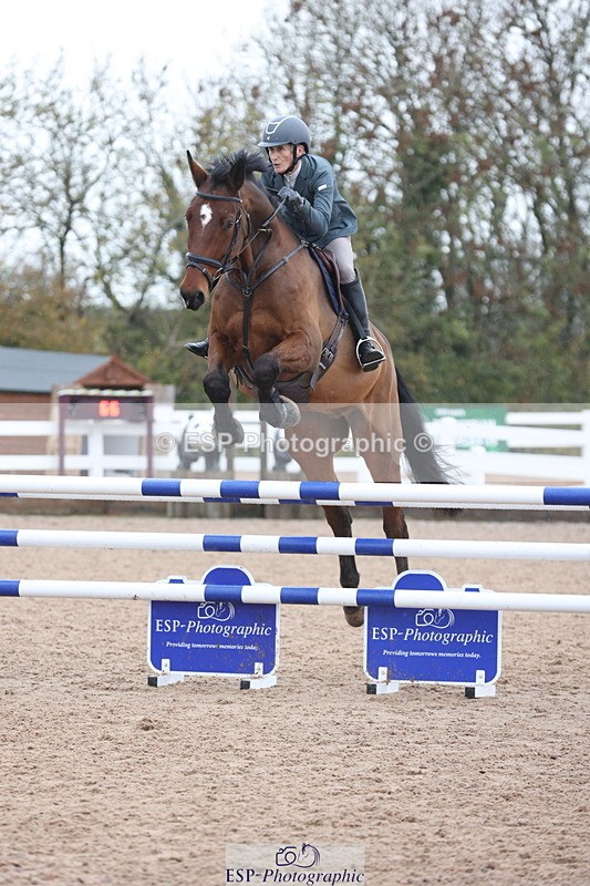 231112A-124410-04163 - Cls 19 Snr 1.05m Open