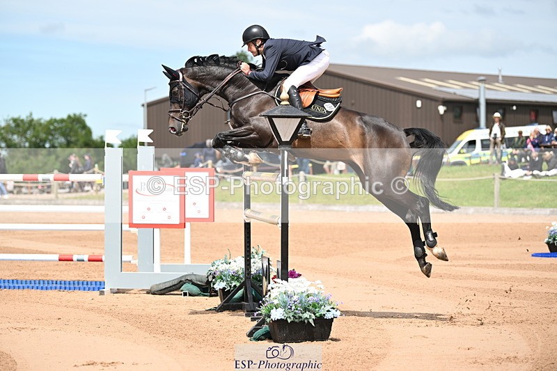 240721A-121150-17779 - Cls 8, 3 Star Big Tour LR 1.55m Grand Prix
