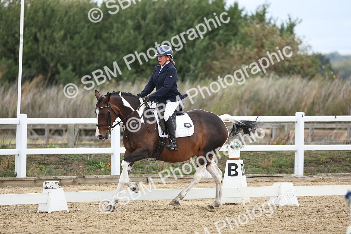 SBM_003880 - Class 8 - Novice 3 Champs