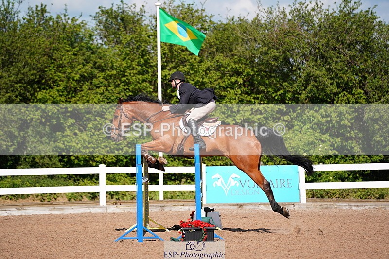 240525A-090700-04997 - Cls 13 Snr 1.05m and 1.10m