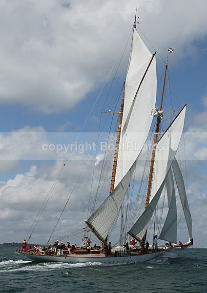 120630 ELEONORA WT7A2244 - ROUND THE ISLAND RACE - 30th June 2012