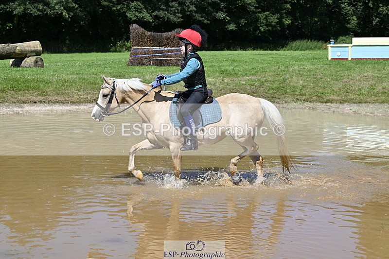 240728B-111929-00857 - Theo's Group XC