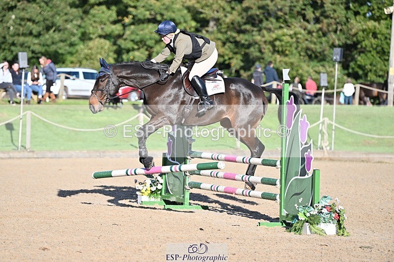 231022-100150-23179 - 237-CHOCOLATE.BOMB-Poppy.Burnyeat-SJ