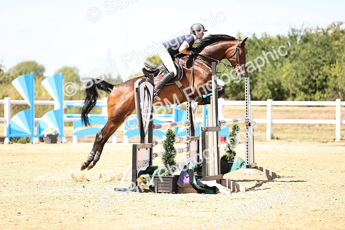 SBM_014764 - Class 15 - Senior Newcomers - 1.10m Open