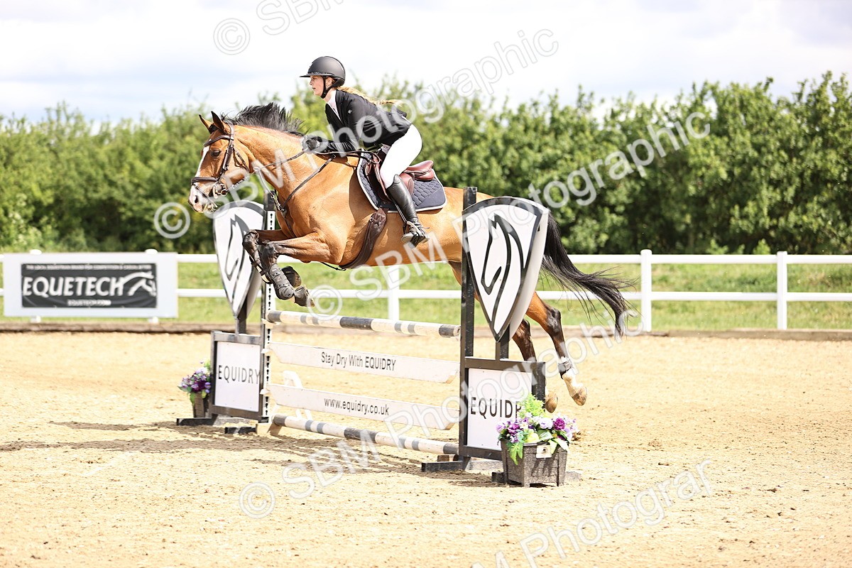 SBM_006170 - Class 16 - Senior British Novice - 90cm