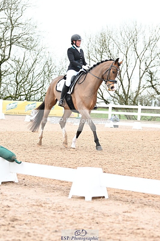 240218A-134203-07685 - 262-Amy.Hose-Enrique