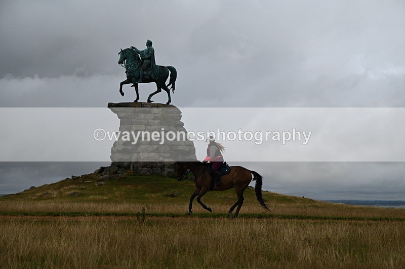 DSC_3941 - Time at Statue 14:56 to 15:05