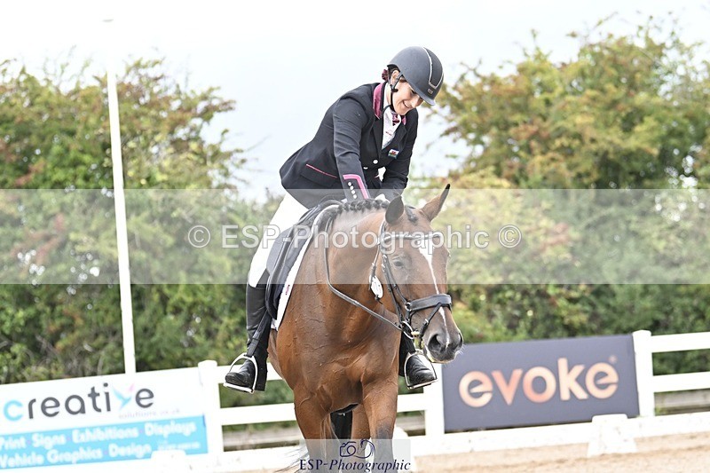 250907-163737-10709 - 111-Kerry.BevanKardashian