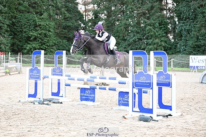 241117-152251-04750 - Cls 4 100-105cm