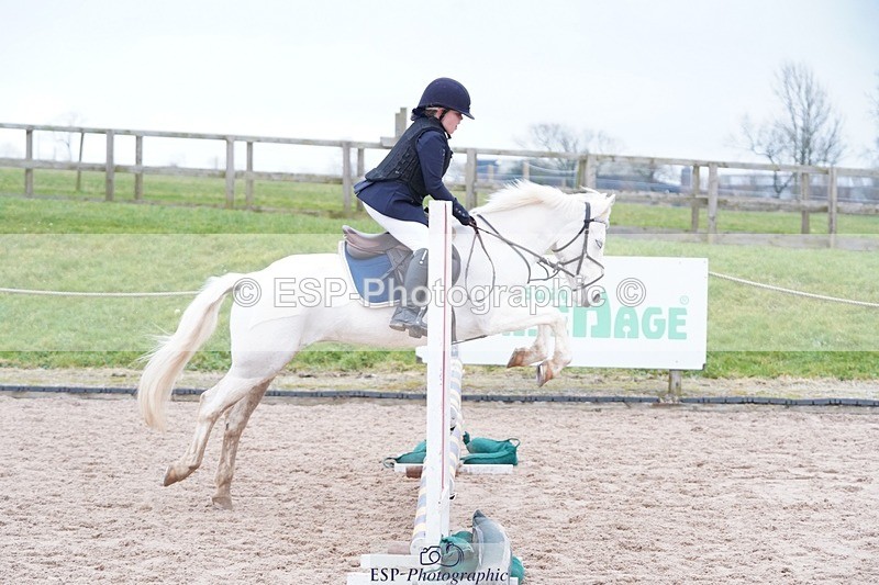 250209-134542-01989 - Cls 30+31 Stepping Stones and Winter-Summer