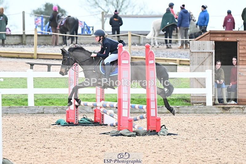 240128A-093908-00052 - Cls 1 Pony Intro 70cm