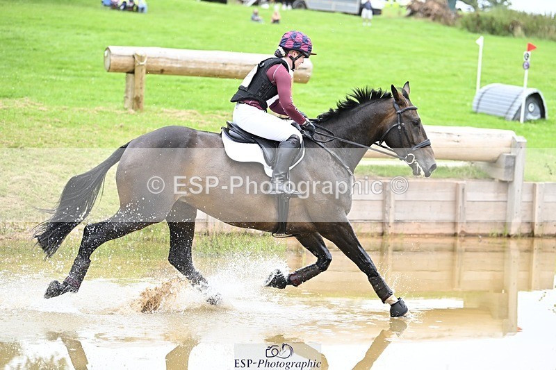 240803-110915-01885 - 056-Ellie_Batten-KING_KASHU