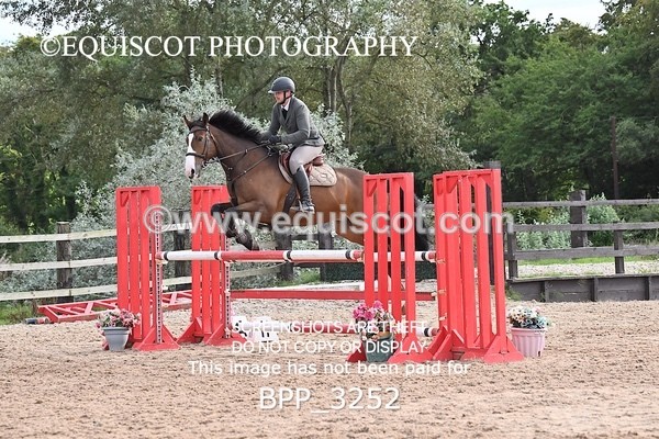 BPP_3252 - CLASS 20 SAT Senior Newcomers/ 1.10m Open