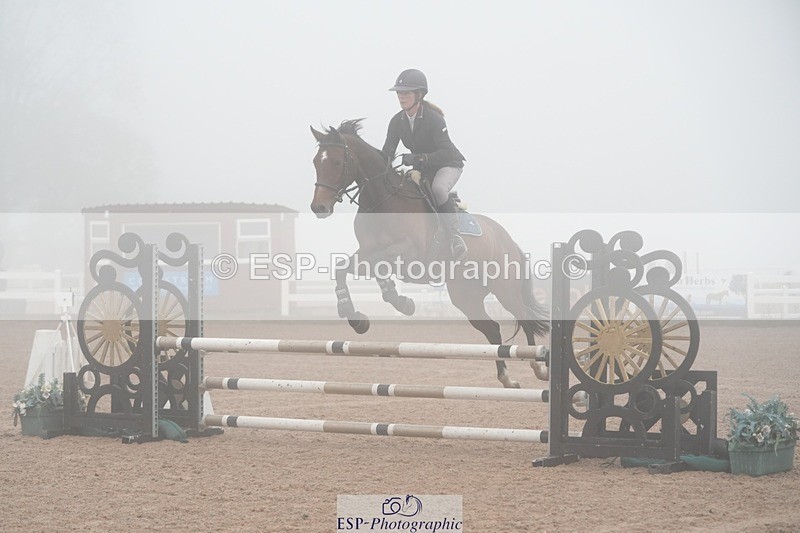 251003-101713-00022 - Cls 6 British Novice and 90cm