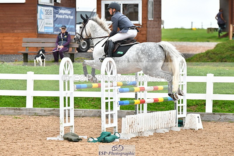 230819A-122802-00524 - Cls 26+28 Pony Foxhunter & 1.15m