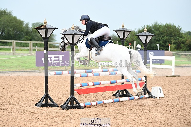 240907A-141320-02287 - Cls 4 Pony Big Team 95cm & 1.05m