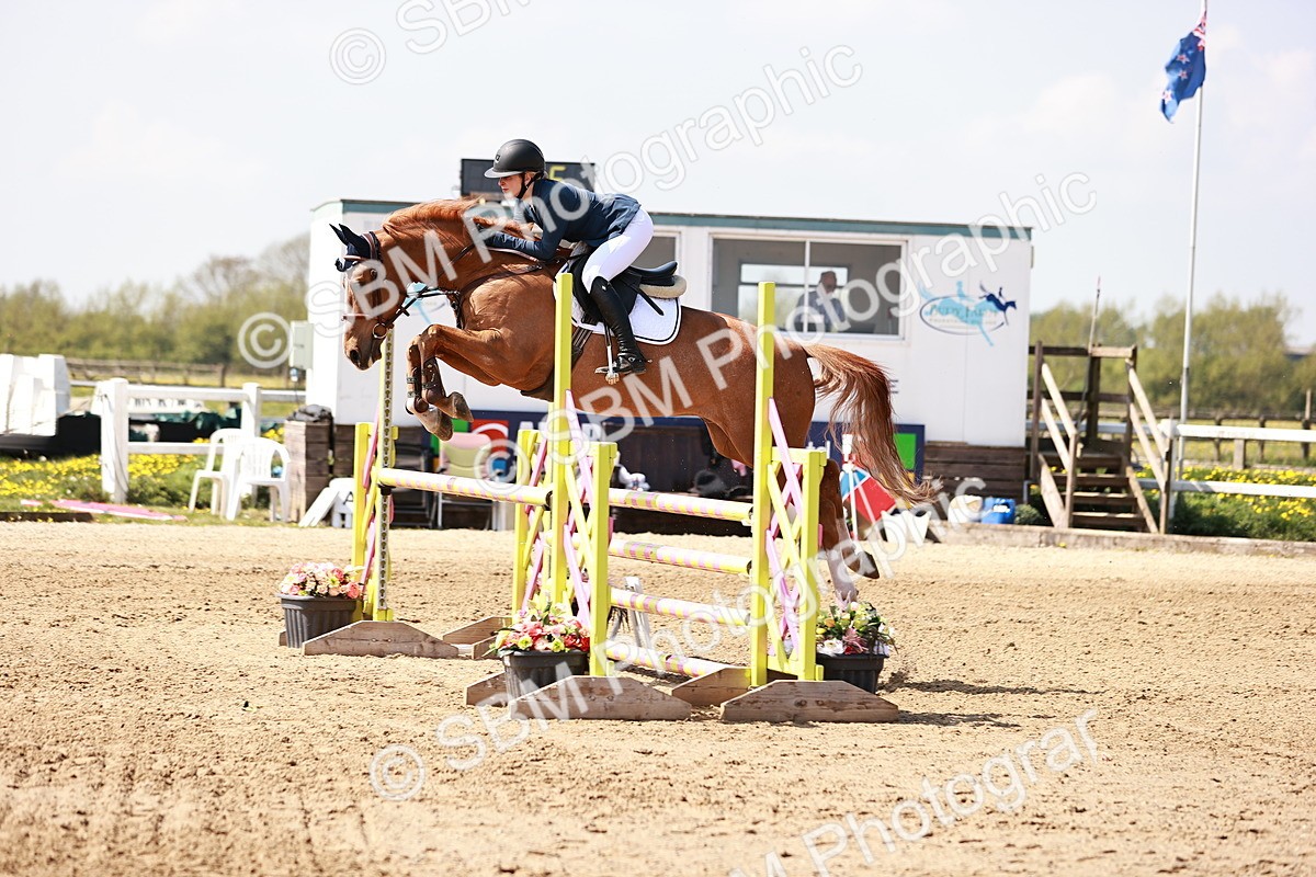  - Class 23 - Senior 1.05m