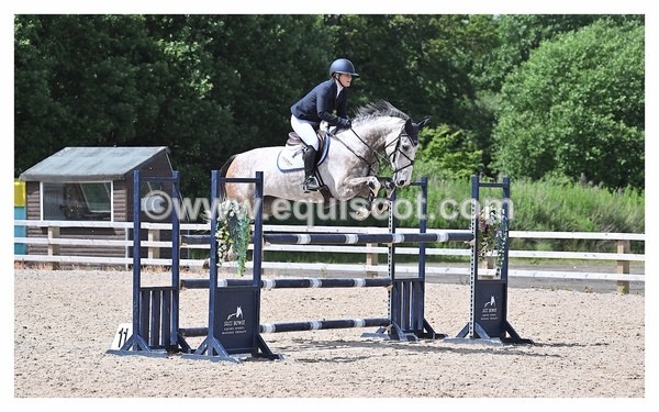 BPP_1215 - CLASS 6 FRI Senior Foxhunter/ 1.20m Open