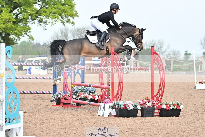 240512A-104713-17373 - Cls 48 National 1.30m Open