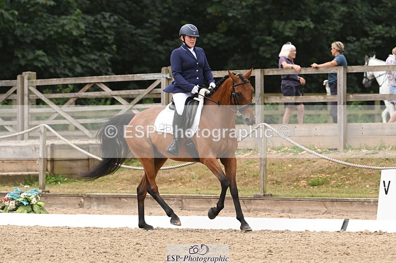 250719A-120942-04634 - 017-Samantha.Meech-Breezeblock