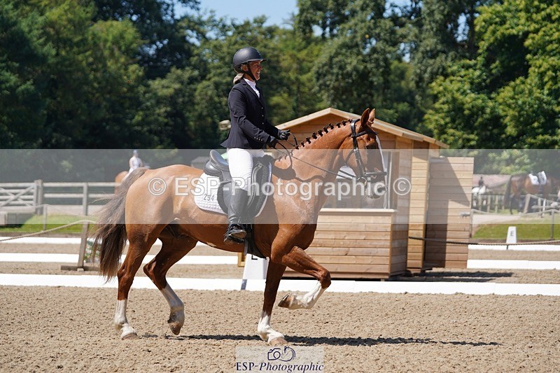 240719-114638-01298 - 294-Aida_Molineux-Hilfiger_II