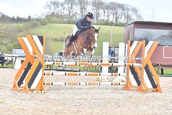 BPP_1579 - CLASS 8 Senior Newcomers/ 1.10m Open