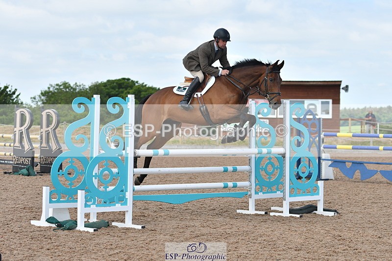 240609A-111331-04453 - Cls 17 Snr 1.05m Open