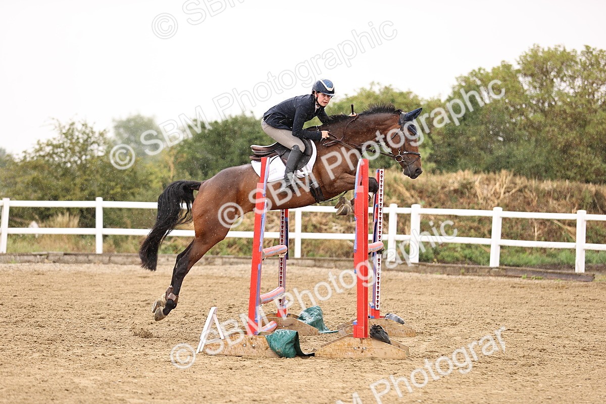 SBM_026590 - Class 12 - Amateur Championship Qualifier 1.05m