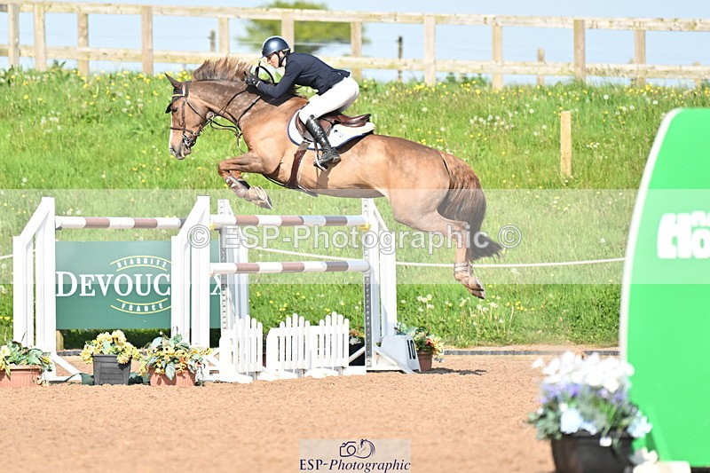 240510A-165118-09306 - Cls 24 National 1.40m Open