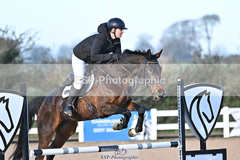 241113A-092950-00023 - Cls 01A&B Brit Nov & 90cm Open