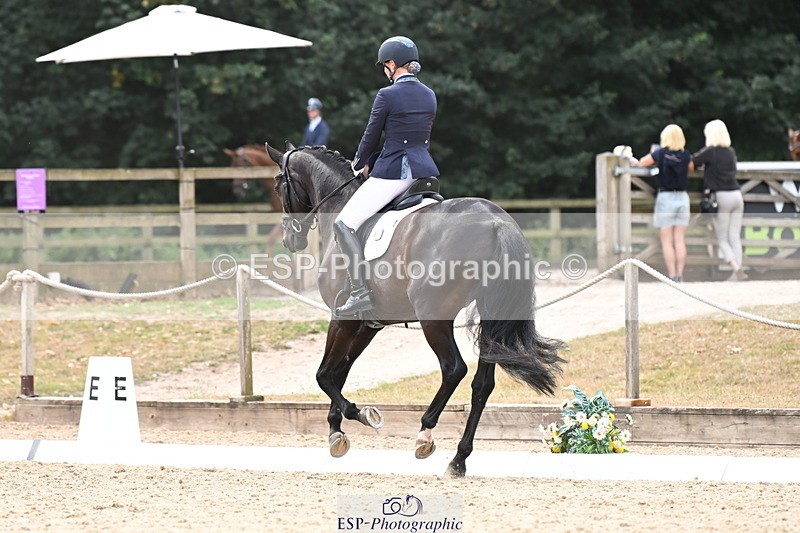 250808A-154542-01414 - 032-Caitlin.BurgessFurst.Sandreo.MFS