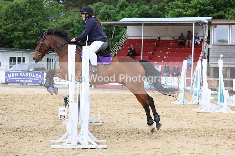 3E7A4680 - Class 8: 80cm Junior