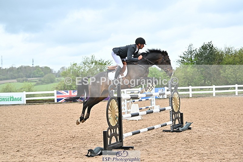 240501A-144643-01145 - Cls 8 Snr Foxhunter and 1.20m Open