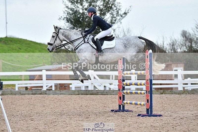 240124A-142928-00855 - Cls 5 Foxhunter & 1.20m Open
