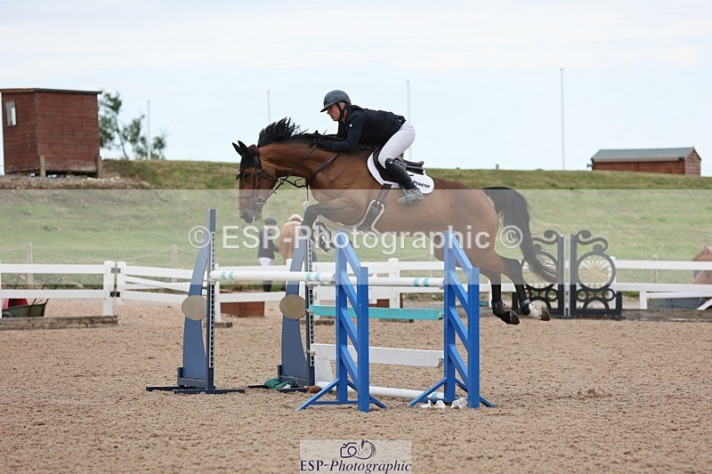250625-160415-01612 - Cls 6 Foxhunter and 1.20m Open