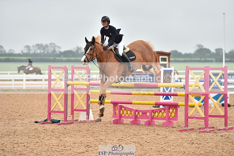 231011A-143646-00735 - Cls 5 Foxhunter & 1.20m Open