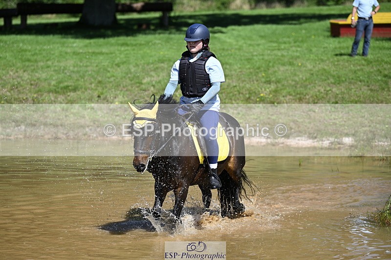 240728B-112150-00970 - Theo's Group XC