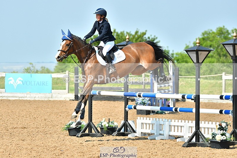 230609A-102810-00112 - Cls 1 Snr 1.05m & 1.10m Open