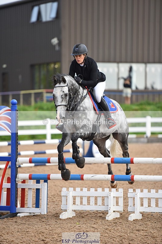 230915A-110820-00253 - Cls 9 British Novice & 90cm Open