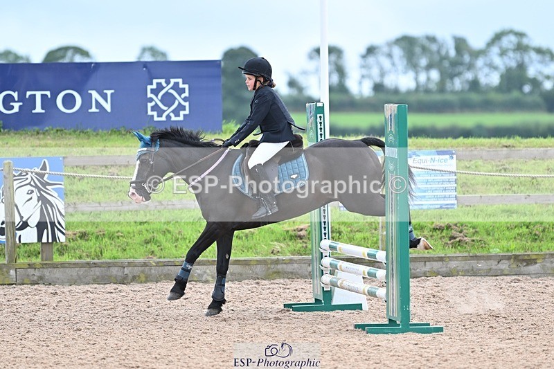 240813-155822-00125 - Clear round & 60cm