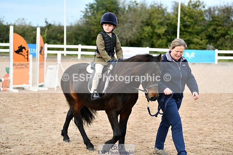 241013B-095619-00297 - Cls 1 Clear Round