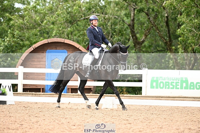 240815A-145601-02117 - 171-Martyn.Humphrey-Isabeau.May