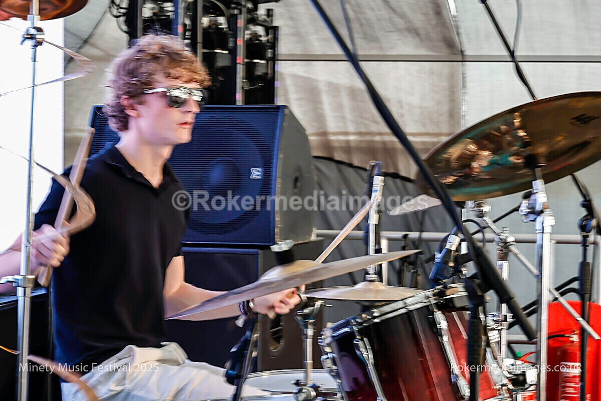 _MGL7201 - MINETY 2025