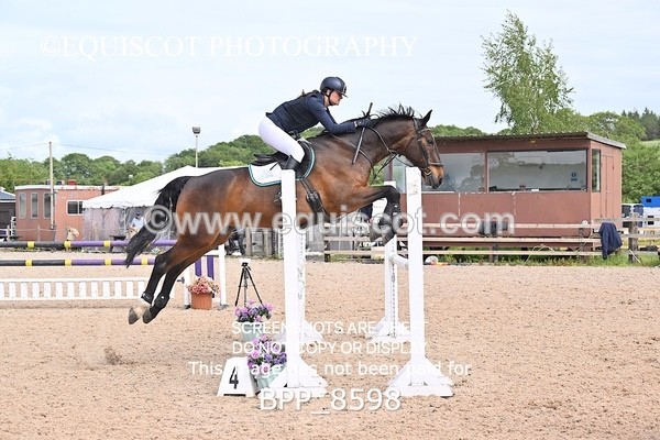 BPP_8598 - CLASS 15 SUN Senior Newcomers/ 1.10m Open