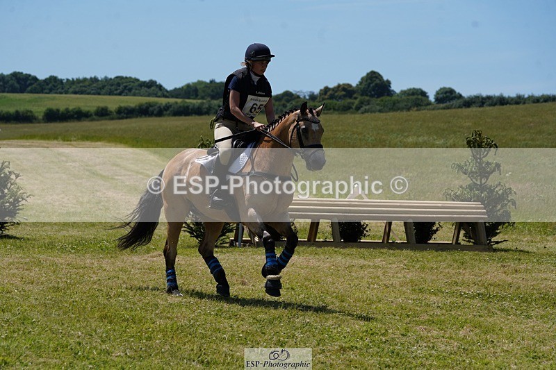 240629X-123148-2007 - 065-Chloe_Dunn-TOWERHILL_SHAMIE