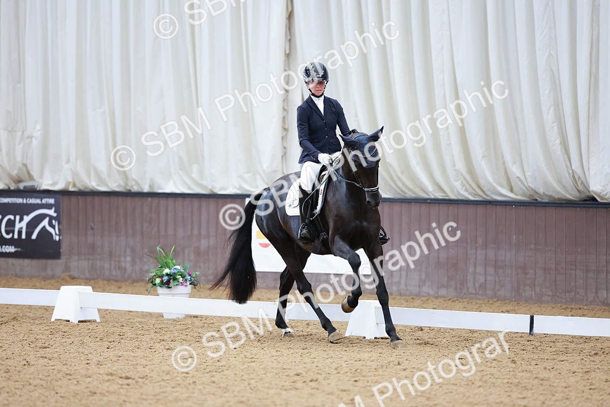 SBM_003819 - Class 1 - Prelim 6 - 10.40-11.50