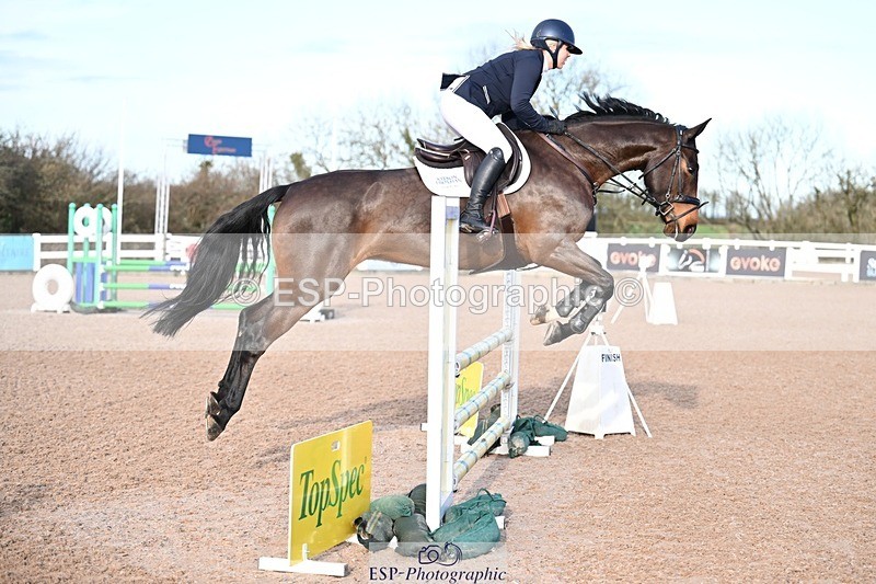 260128-102648-00080 - Clear Round & Brit Nov 90cm